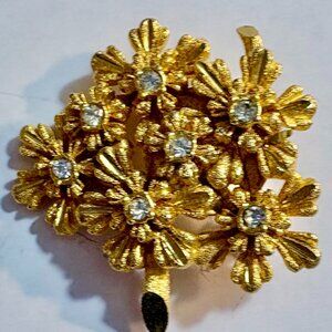 Vintage Stratton Gold-plated Flower Bouquet Brooch with Rhinestone Accents